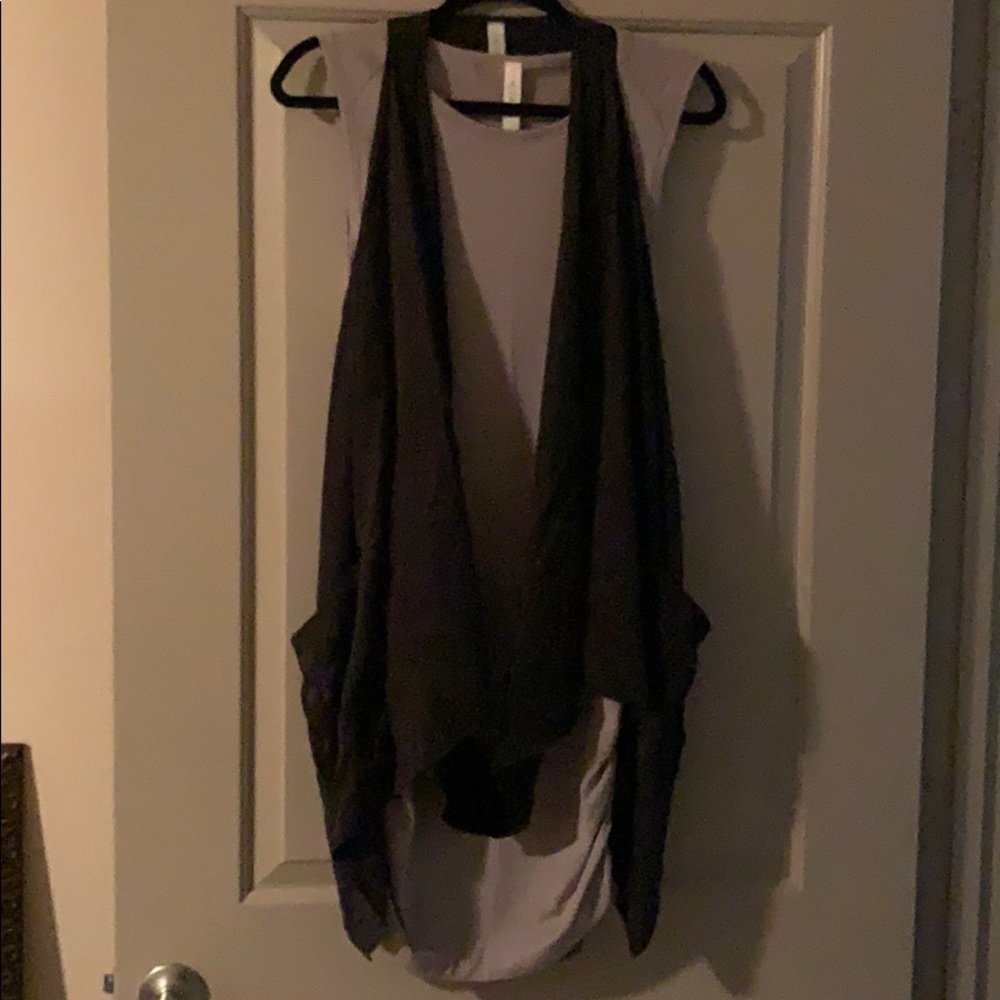 lululemon side ruched dress and over vest